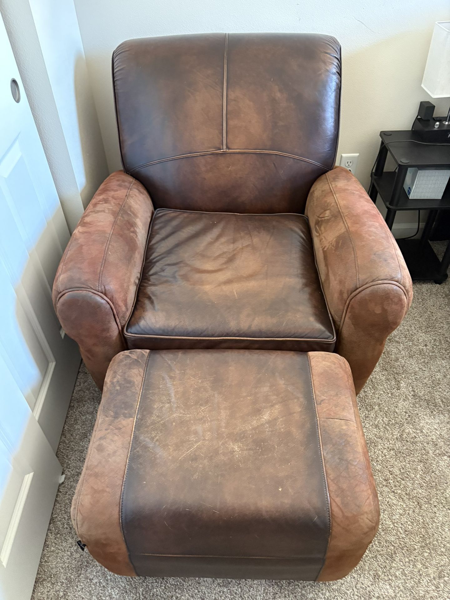 High Quality Leather Armchair With Ottoman