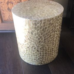 Accent Table