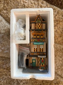 Department 56 Christmas Village Dentist & Physician Building