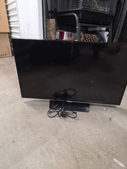 Samsung TV with remote