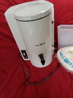 Mr. Coffee  Commercial 24 Cups