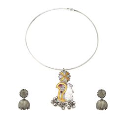 Squirrel tone necklace set