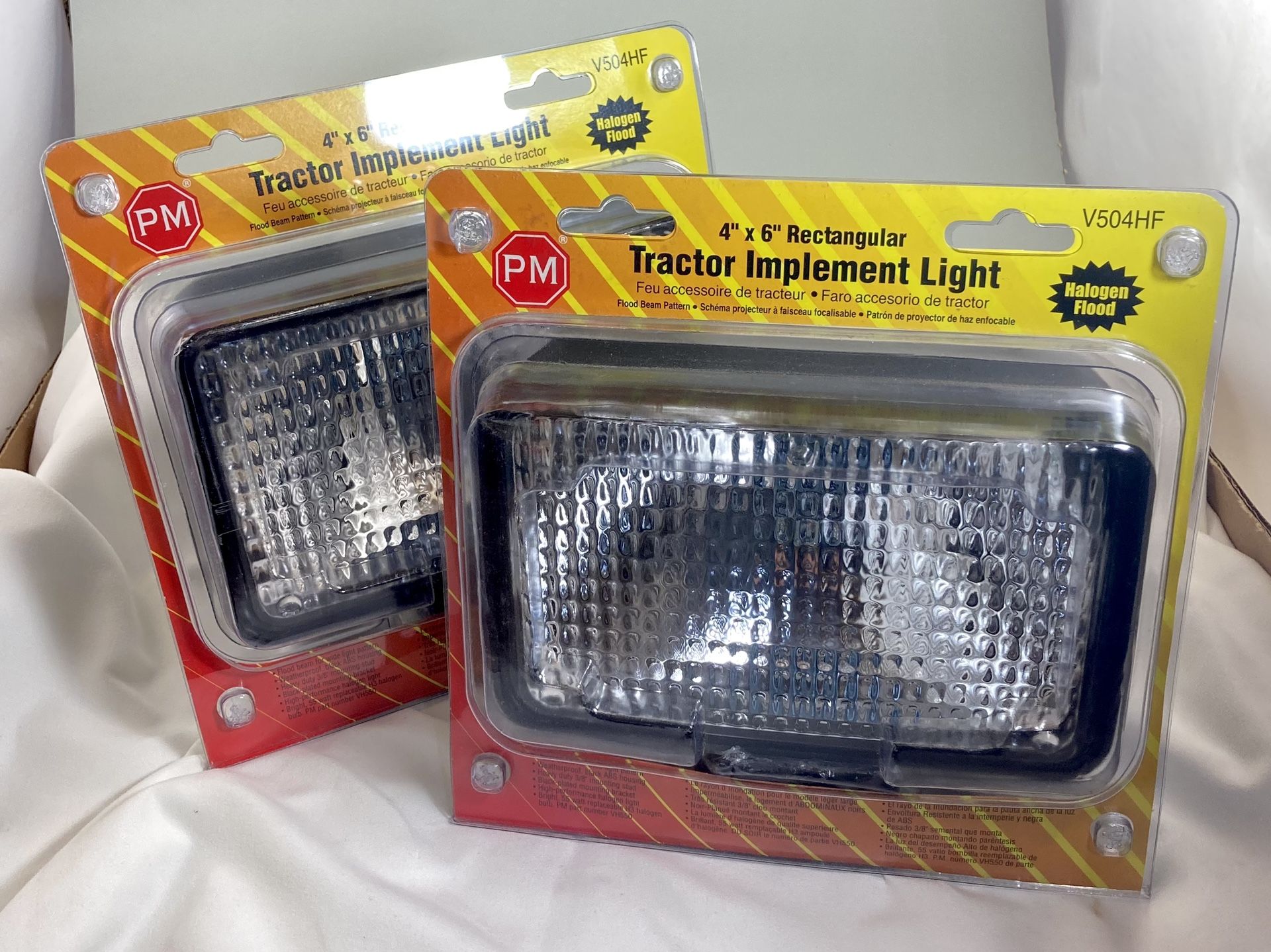 PM V504HF 4" X 6" Halogen Flood Light in Polycarbonate Housing (2 EA)