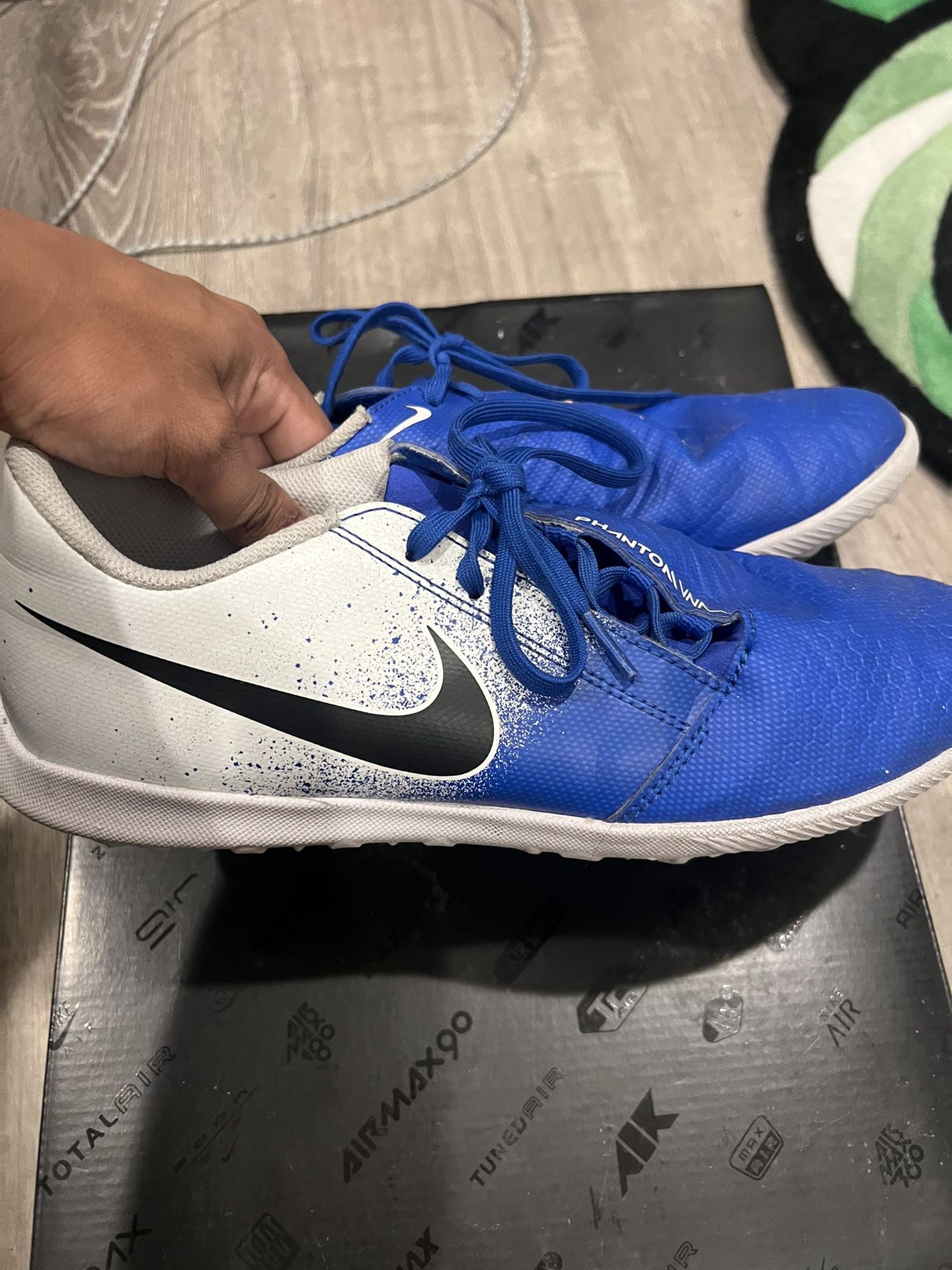 Nike Indoor Size 10.5