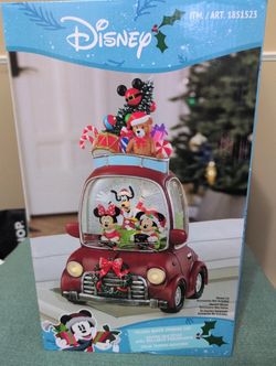 Disney Mickey & Friends Holiday Car Lantern (or Christmas car lantern with rotating water and LED lights)