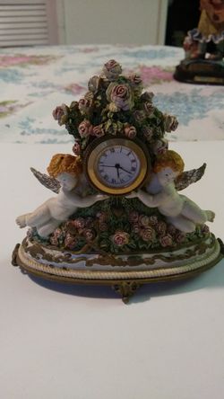 LIMITED EDITION JUDITH WINSLOW TIME FOR LOVE CERAMIC CHERUB SHELF CLOCK FIGURE