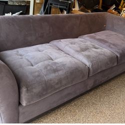 Large Couch/sofa
