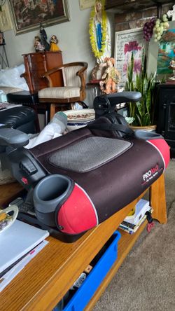 Toddler booster seat. Pick up. E.  Side. Tacoma