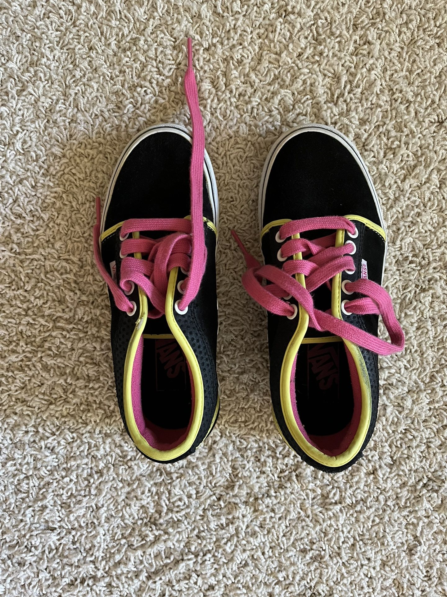 Vans Shoes. Size 6