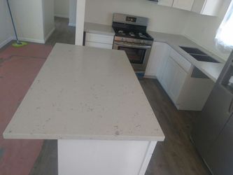 granite / quartz