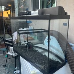 30/40 Gallon Tank With Stand