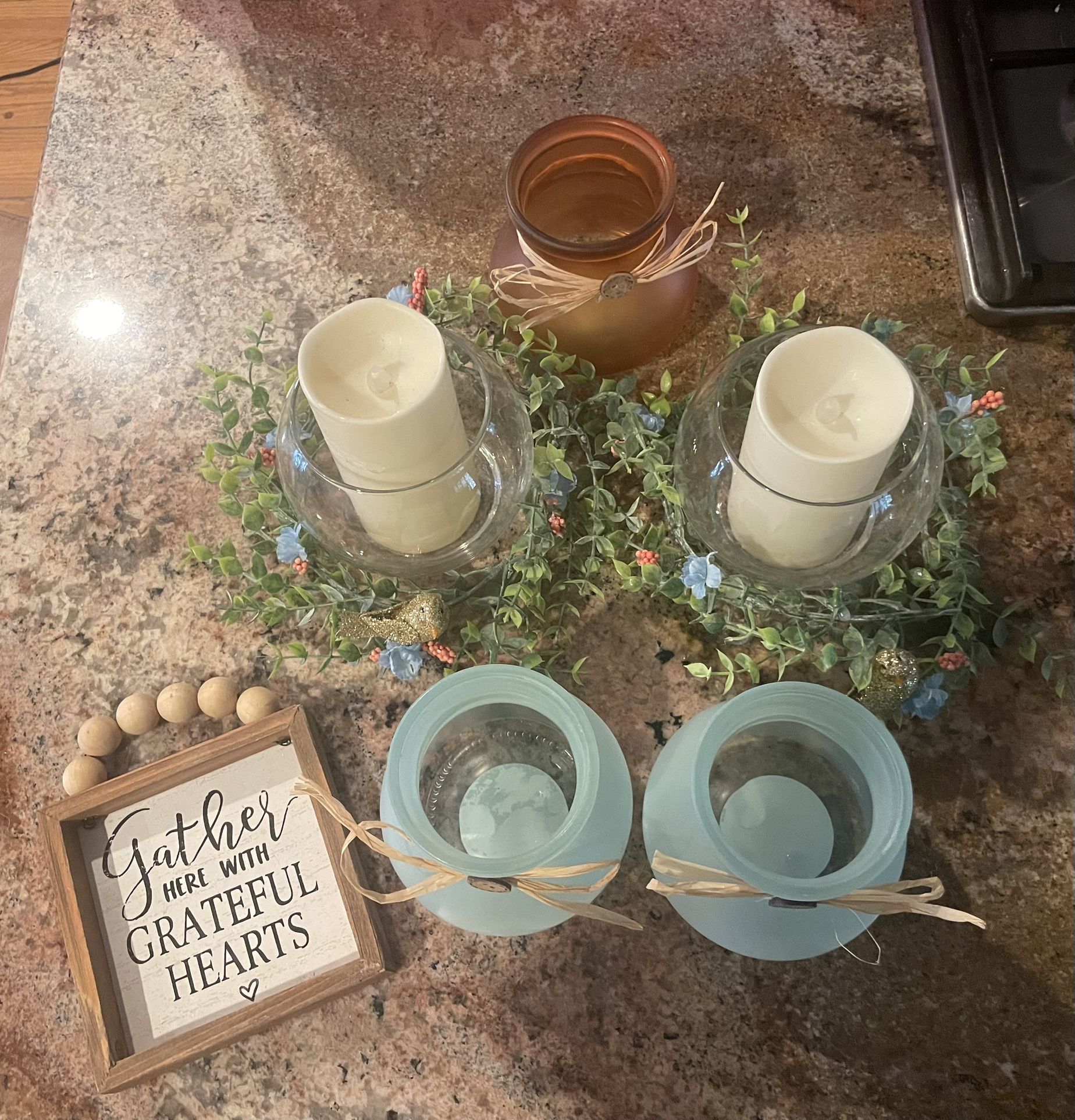 8 Miscellaneous Wedding Party Decor Candles Candleholder Sign