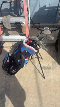 Golf bag and clubs for 5-7 years old