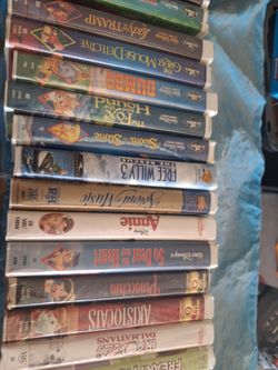 30 plus Disney VHS tapes. Many black diamond