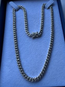 925 Sterling Silver Moissanite Iced Cuban Chain