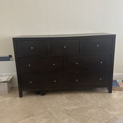 Dark Wood Dresser (60x19x 38)