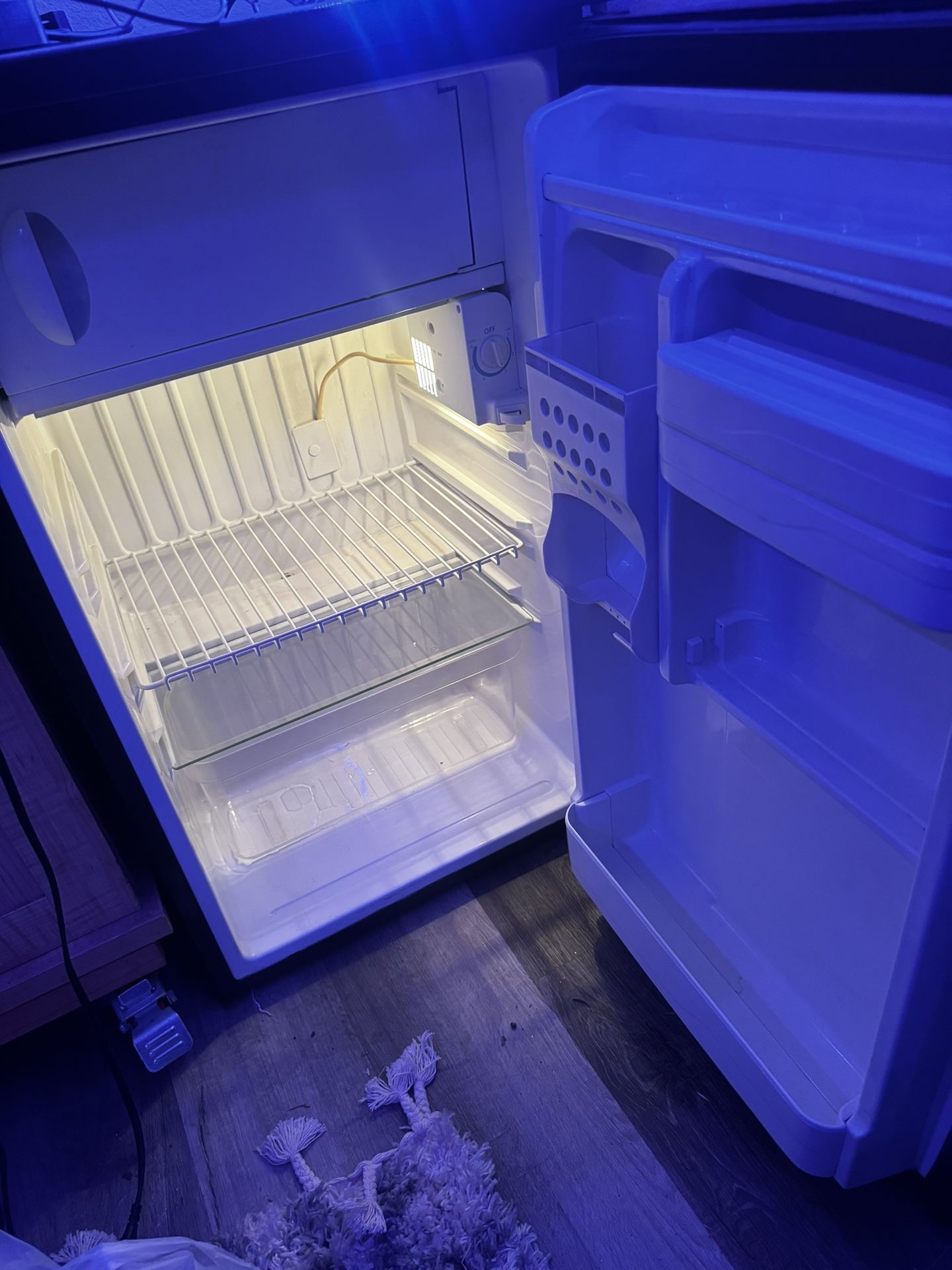 Kenmore mini fridge