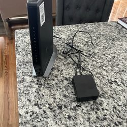 Nighthawk DOCSIS 3.1 Two-in-one Cable Modem + WiFi 6 Router Combo, 6Gbps