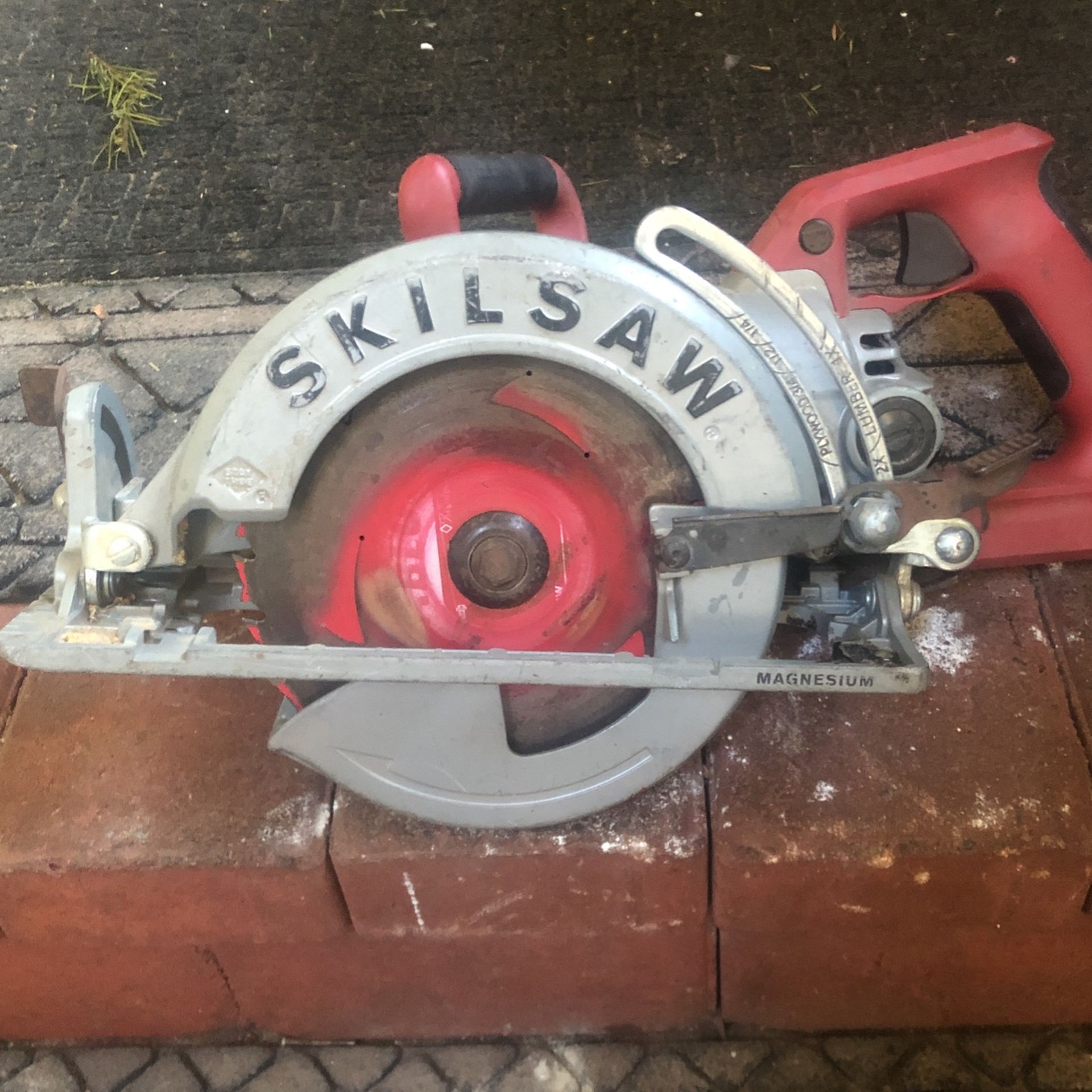 SKILLSAW Home & Garden