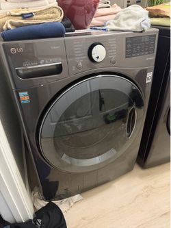 FRONT LOAD MODERN LG WASHER & DRYER SET