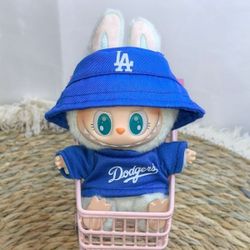 DIY labubu dolls for each team