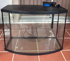 🐠 35 Gallon Curved Glass Fish Tank + Matching Stand — $100