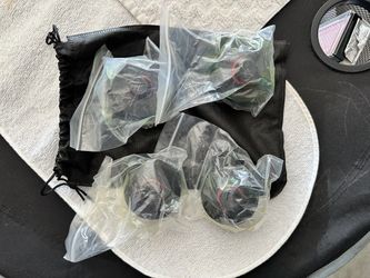BRAND NEW FOR SALE TESLA MODEL Y CAR LIFT PUCKS SET (4)