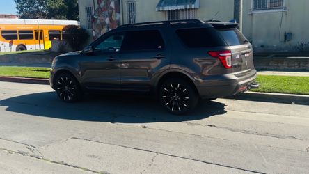 2013 Ford Explorer