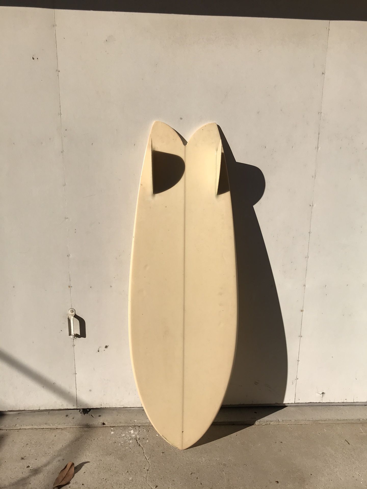 5’3 fish surfboard keel
