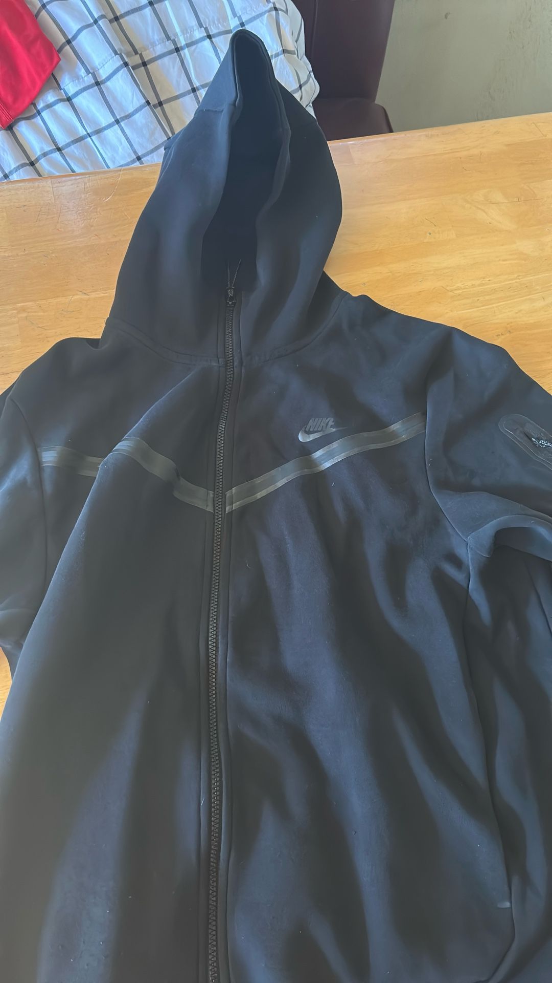 nike tech XL