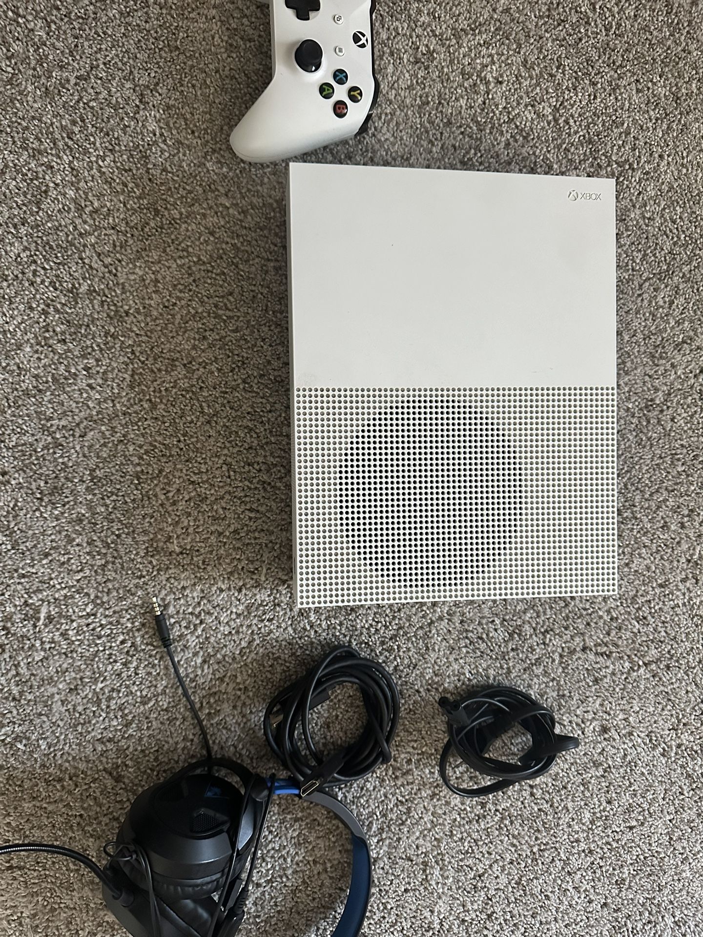 Xbox One S 