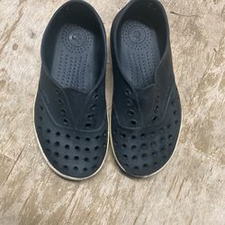 Native Kids Size 12