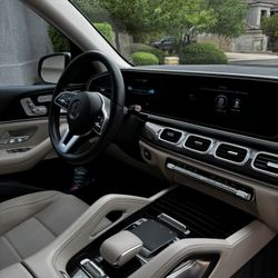 Mercedes-Benz GLS 450