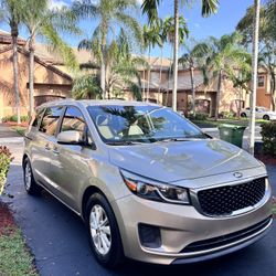 2015 KIA Sedona