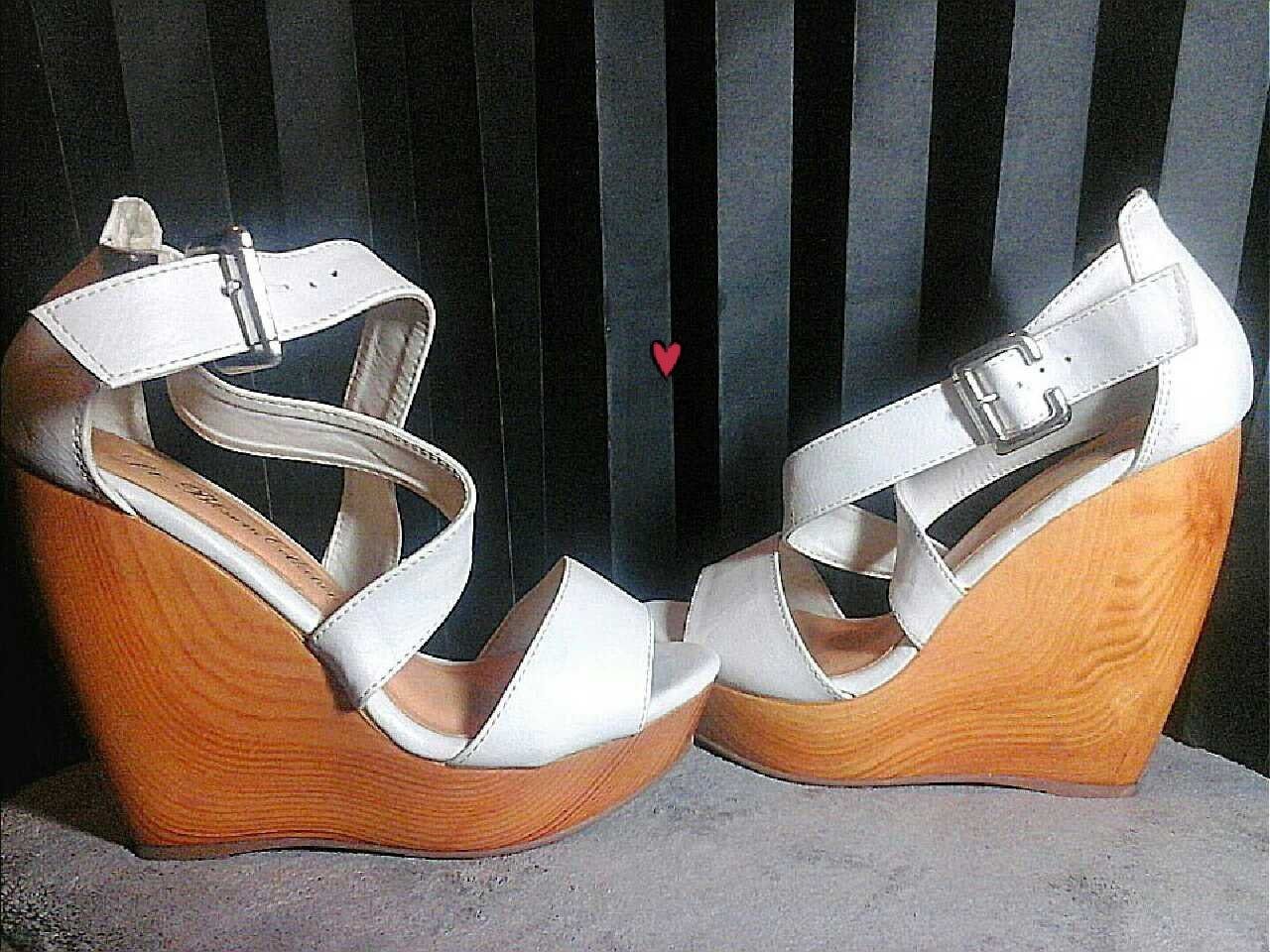 NEW WEDGE HEELS [♥SIZE 6 1/2♥]♡