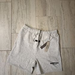 Fear Of God Essentials Shorts: Light Oatmeal Size M