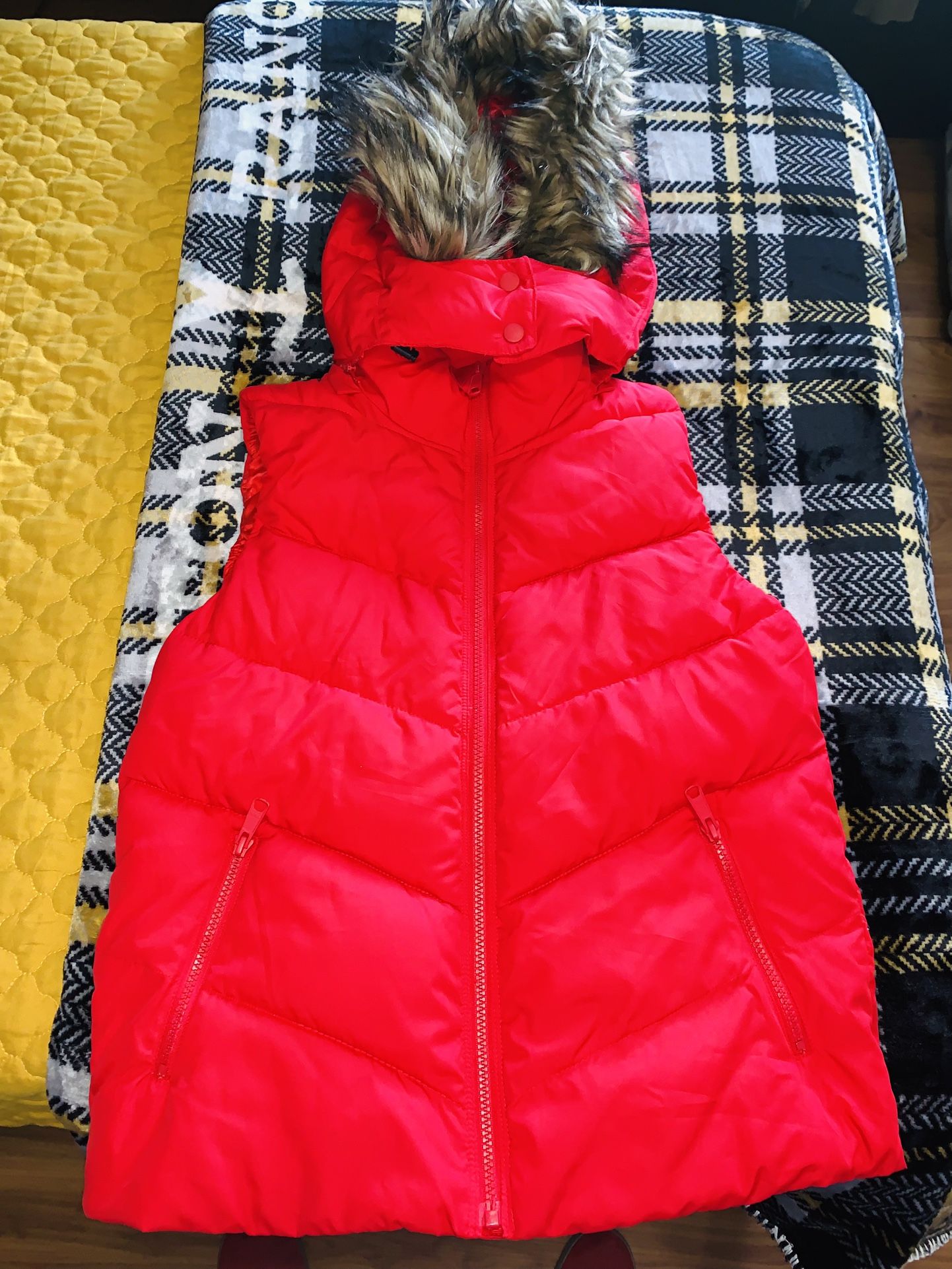 GAP Vest  With Hoodie