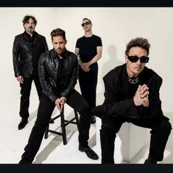 Papa Roach And Rise Against 