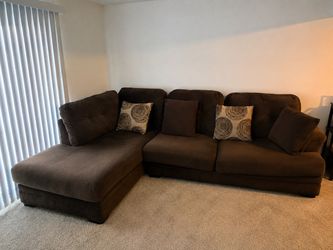 🤎 BEAUTIFUL OVERSIZED BROWN SECTIONAL SOFA WITH CHAISE — $450 OBO 🤎