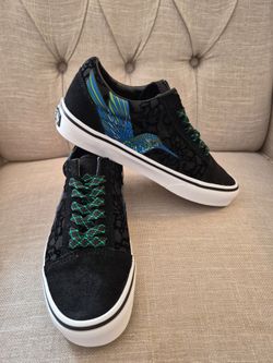 VANS:  Dia De Los Muertos Old Skool Hummingbird Skate Shoe: Color: Black; Size: Women's 5.5 : Men's 4.0