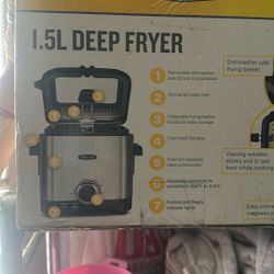 BRAND NEW Deep Fryer