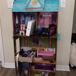 Doll House