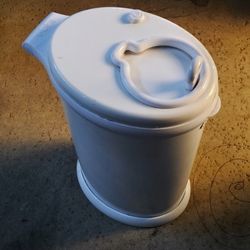  Baby Diaper Dumpster 