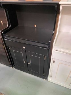 Lindo mueble para microondas color negro