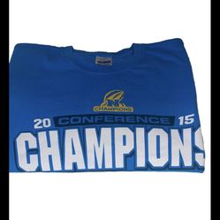 gildan ultra cotton t-shirt 205 Panthers Conference Champions  Size Large 
