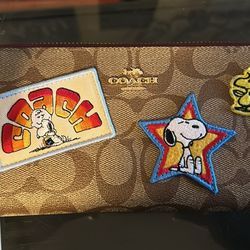 Coach Wallet Snoopy
