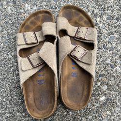 Birkenstocks Men’s 42