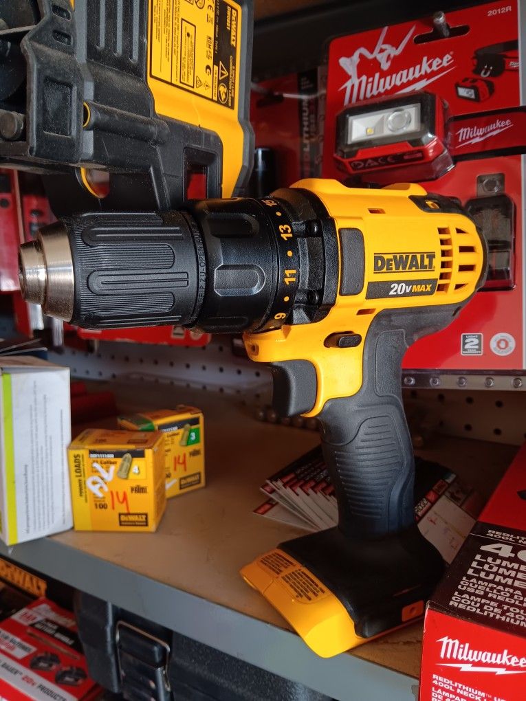 DeWalt 20V Max 1/2" (13mm) Cordless Drill Driver. Tool-Only
