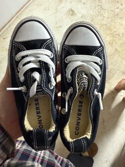 Kids size 11 converse