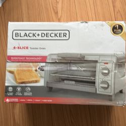 Black + Decker 4 Slices Toaster Oven 